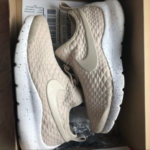 Nike Aptare Sneaker